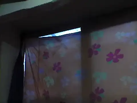 Snapshot of beatle666 chatting on 03/11/25, 11:04 beatle666 online show from 03/11/25, 11:04