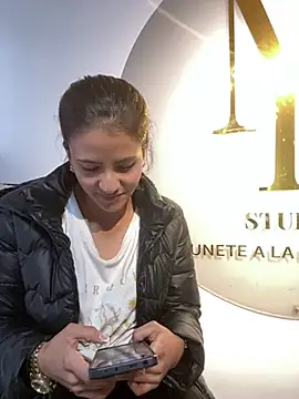 Andrea18 blonde online show from 02/28/25, 12:54