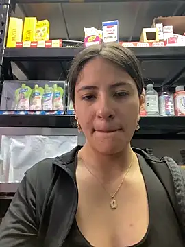 Andrea18 blonde online show from 05/15/26, 04:47