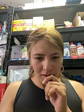 Andrea18 blonde online show from 06/09/26, 03:45