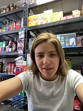 Andrea18 blonde online show from 07/06/26, 03:03