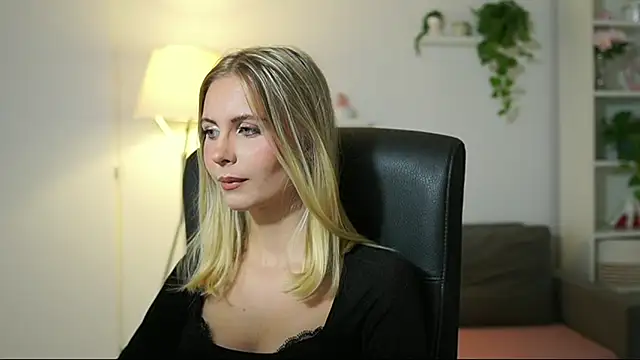 Snapshot of catecrago_ chatting on 10/10/25, 07:51 catecrago online show from 10/10/25, 07:51