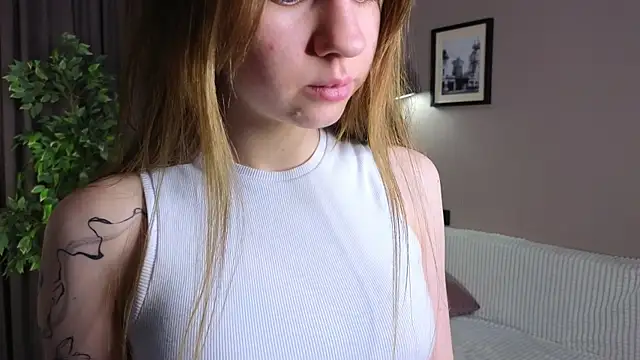 DorisBelger online show from 02/04/25, 03:22