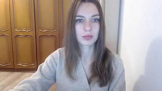 Snapshot of aurora_lust chatting on 10/31/25, 06:25 aurora lust online show from 10/31/25, 06:25