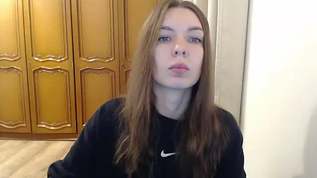 Snapshot of aurora_lust chatting on 11/19/25, 06:24 aurora lust online show from 11/19/25, 06:24