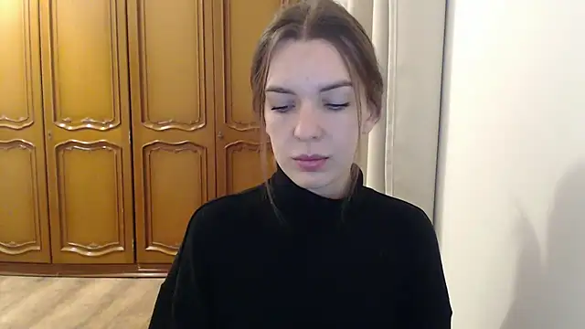 Snapshot of aurora_lust chatting on 11/20/25, 06:24 aurora lust online show from 11/20/25, 06:24