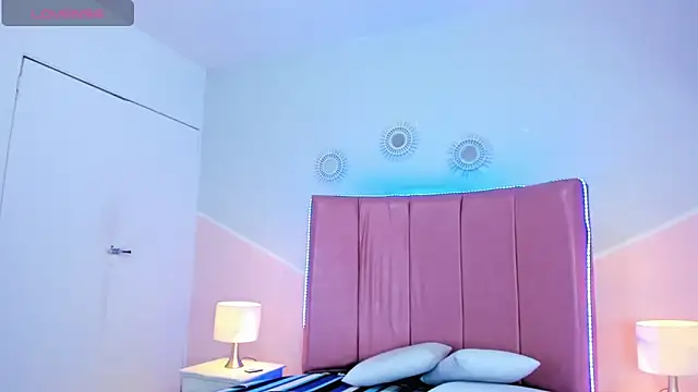 Liiam smith  online show from 11/12/25, 12:49