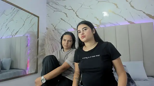 Liiam smith  online show from 11/30/25, 12:31