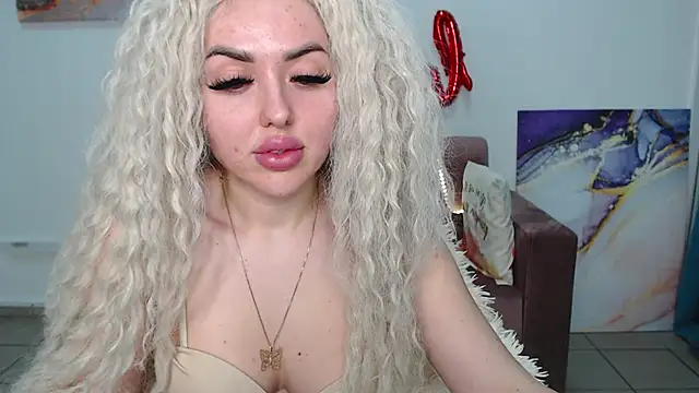 MissisCaty online show from 03/03/25, 03:42
