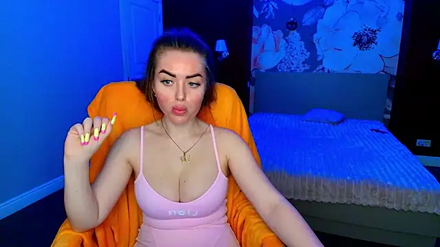 MissisCaty online show from 07/22/26, 03:53