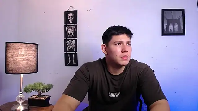 JamesCr  online show from 11/09/25, 01:15