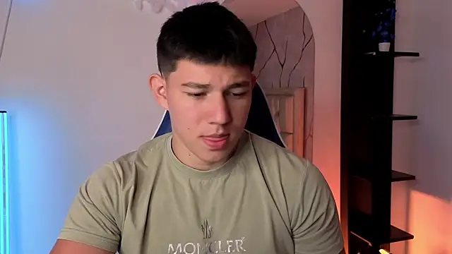 JamesCr  online show from 07/28/26, 12:12