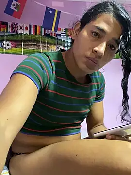 alexiaross96 online show from 06/29/26, 04:30