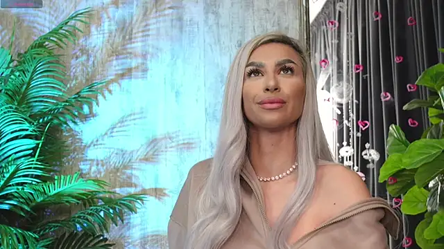 Snapshot of KarlaBart chatting on 11/27/25, 08:00 KarlaBart online show from 11/27/25, 08:00