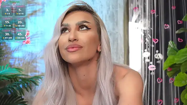 Snapshot of KarlaBart chatting on 12/03/25, 09:13 KarlaBart online show from 12/03/25, 09:13