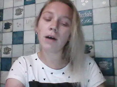 Anna wey online show from 10/11/25, 06:17