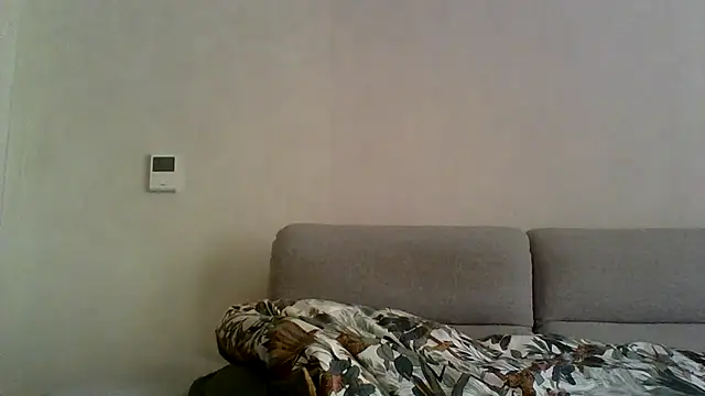 ANGELSANTAMARIA- online show from 10/12/25, 03:33