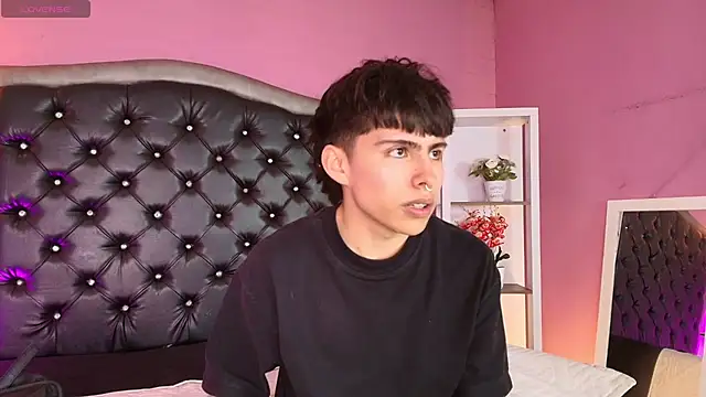 PepperTwink online show from 11/30/25, 01:26