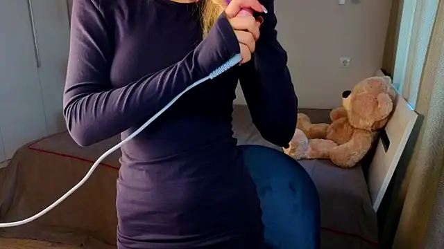 AnitaLamb online show from 09/22/25, 04:25