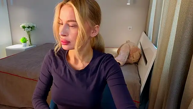 AnitaLamb online show from 09/23/25, 04:59