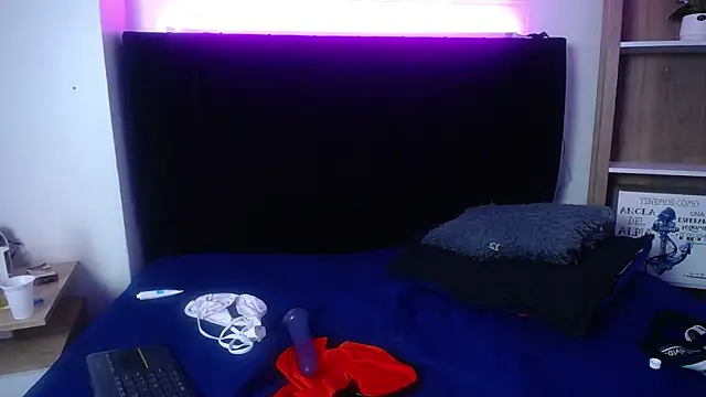 Nikkenyx online show from 03/16/25, 12:34