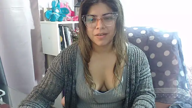 KatteAngelLat online show from 10/01/25, 11:55