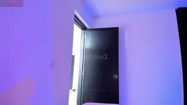 ggor4w33 online show from 12/04/25, 06:27