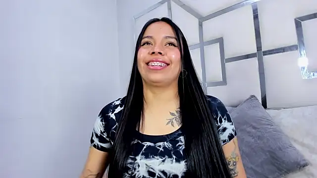 ZoeWan69 online show from 09/30/25, 01:16