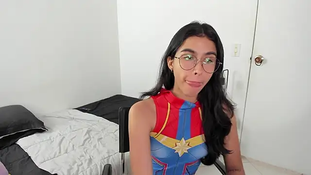 Snapshot of Mazikeen__18 chatting on 03/19/26, 01:15 Mazikeen 18 online show from 03/19/26, 01:15