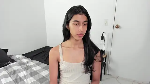 Snapshot of Mazikeen__18 chatting on 04/03/26, 01:53 Mazikeen 18 online show from 04/03/26, 01:53