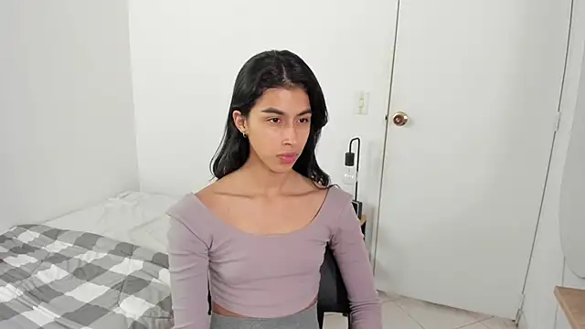 Snapshot of Mazikeen__18 chatting on 04/07/26, 01:55 Mazikeen 18 online show from 04/07/26, 01:55