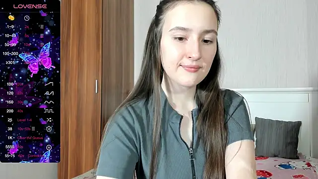 Cute  Nana online show from 10/01/25, 10:32