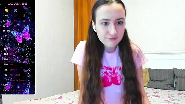 Cute  Nana online show from 06/14/26, 04:14