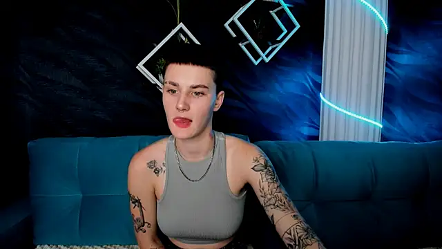 LindaBryantt online show from 03/04/25, 10:24