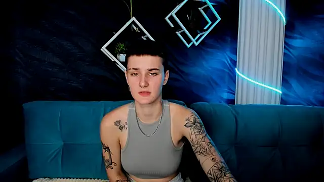 LindaBryantt online show from 03/07/25, 06:35