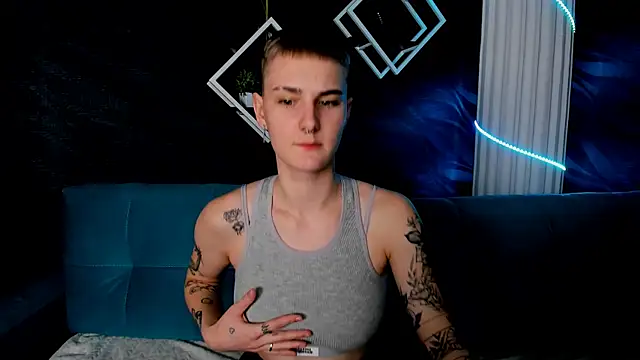 LindaBryantt online show from 03/13/25, 11:08