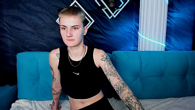 LindaBryantt online show from 03/23/25, 06:37