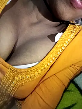 Miss triha online show from 09/18/25, 11:07