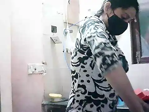 Rubi-Ji online show from 02/08/25, 01:11