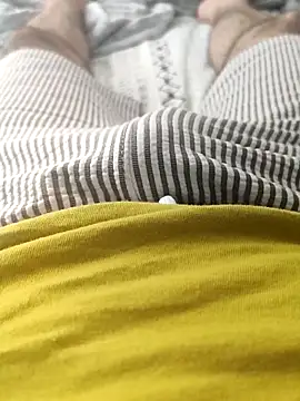 Snapshot of legolasleo chatting on 09/27/25, 07:57 legolasleo online show from 09/27/25, 07:57