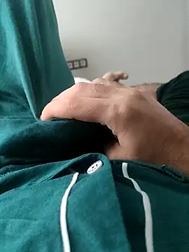 Snapshot of legolasleo chatting on 11/29/25, 05:21 legolasleo online show from 11/29/25, 05:21