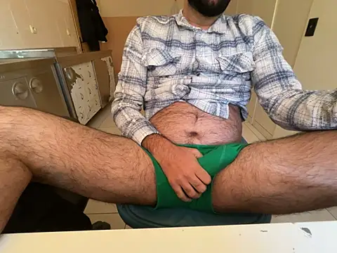 Snapshot of legolasleo chatting on 12/17/25, 08:31 legolasleo online show from 12/17/25, 08:31