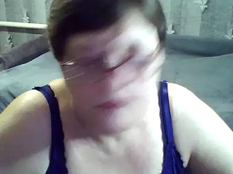 Snapshot of ElzaJewel chatting on 02/09/25, 06:58 ElzaJewel online show from 02/09/25, 06:58