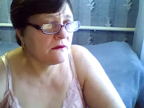 Snapshot of ElzaJewel chatting on 02/19/25, 10:23 ElzaJewel online show from 02/19/25, 10:23