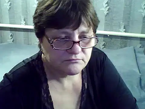 Snapshot of ElzaJewel chatting on 02/25/25, 07:58 ElzaJewel online show from 02/25/25, 07:58