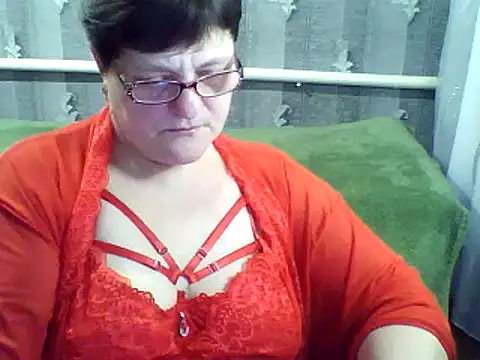 Snapshot of ElzaJewel chatting on 03/03/25, 04:14 ElzaJewel online show from 03/03/25, 04:14