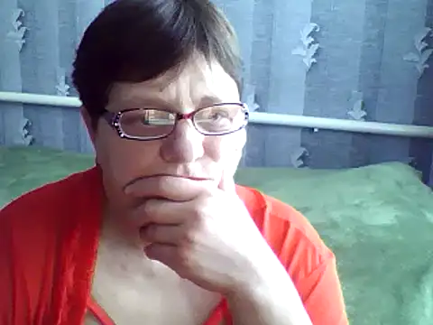 Snapshot of ElzaJewel chatting on 03/05/25, 01:06 ElzaJewel online show from 03/05/25, 01:06