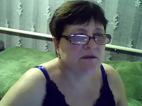 Snapshot of ElzaJewel chatting on 03/09/25, 10:41 ElzaJewel online show from 03/09/25, 10:41