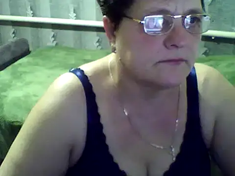 Snapshot of ElzaJewel chatting on 03/15/25, 03:29 ElzaJewel online show from 03/15/25, 03:29