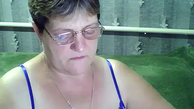 Snapshot of ElzaJewel chatting on 09/08/25, 04:50 ElzaJewel online show from 09/08/25, 04:50